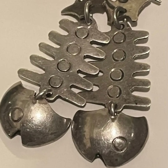 Striking Mexican Vintage Articulated Fish Skeleton Sterling Silver Dangling Earr - Picture 2 of 7
